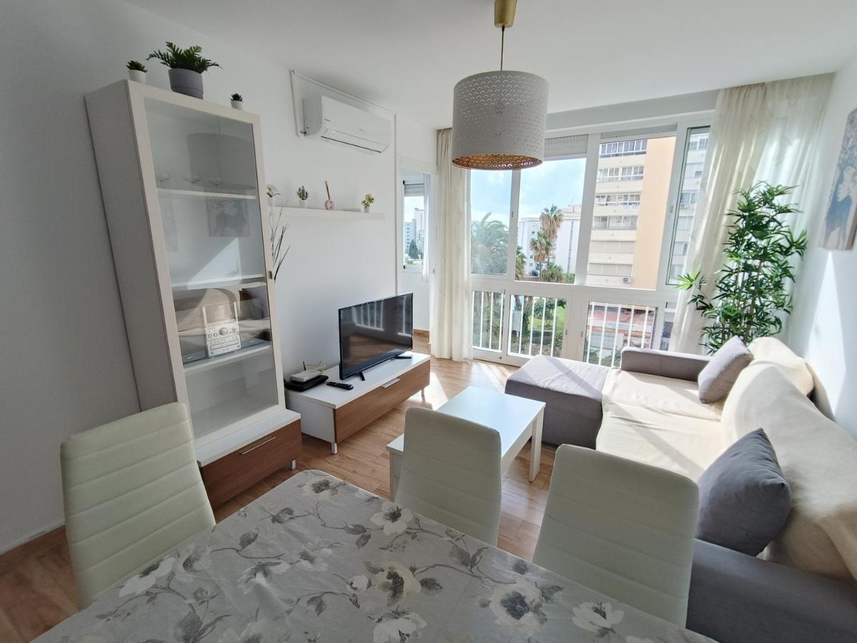 Апартаменты Vive Benalmadena Apartamento Europark, Playa A 700M Экстерьер фото