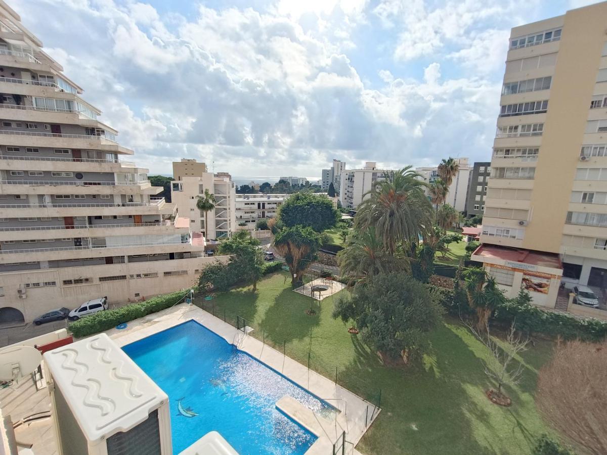 Апартаменты Vive Benalmadena Apartamento Europark, Playa A 700M Экстерьер фото